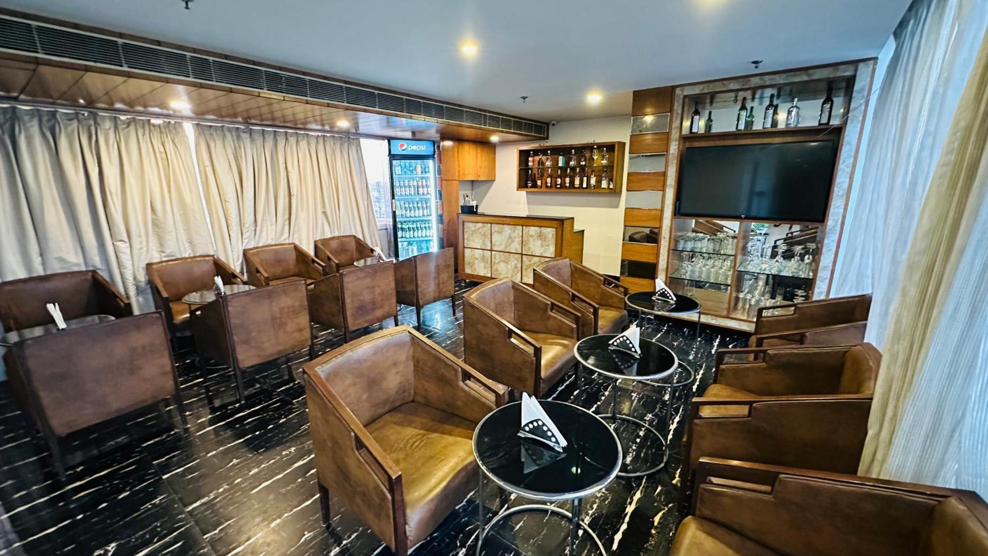 Hotel Regenta 4*